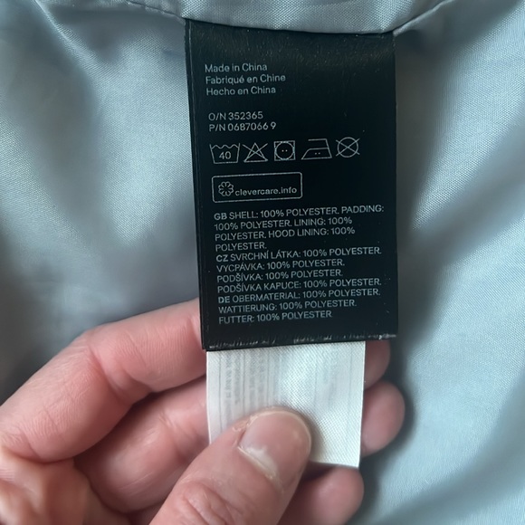 BOGO H&M hooded Mickey Mouse puffer vest with stars - 12-18mo - Picture 4 of 5